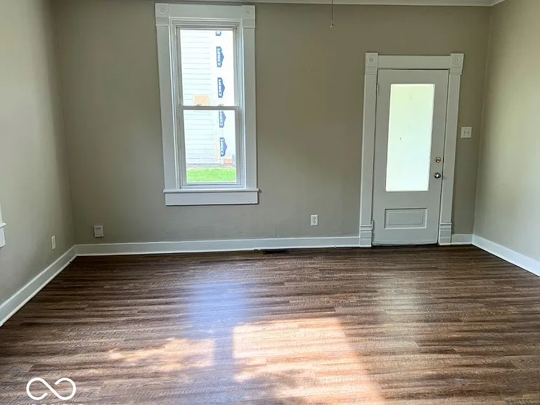 716 One N Meridian — Photo 3