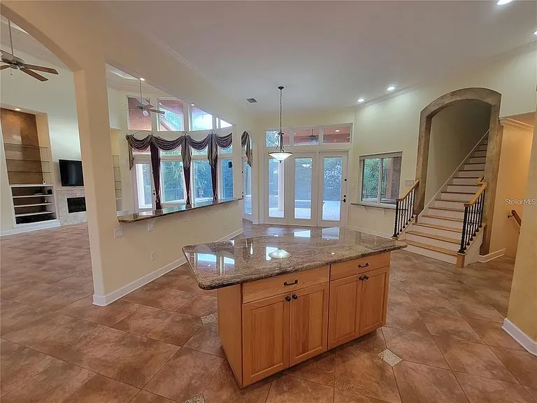 10209 Thurston Groves Blvd — Photo 24