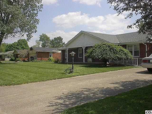 1st image of 1551 Lakeview Dr