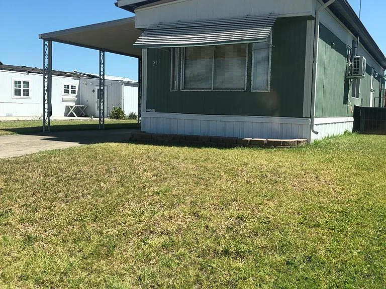 211 Stage Coach Dr — Photo 4