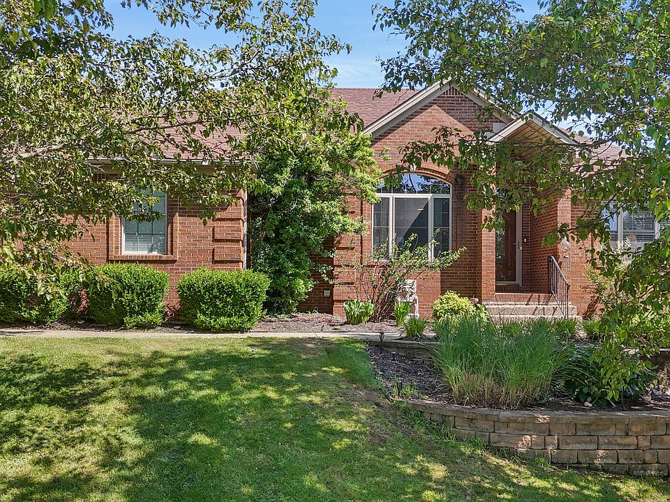 1st image of 128 Gleneagles Blvd