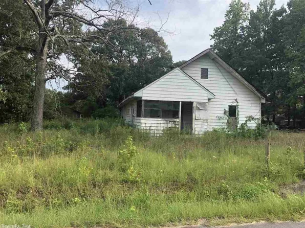 5524 Cheatham Ave, White Hall, AR 71602