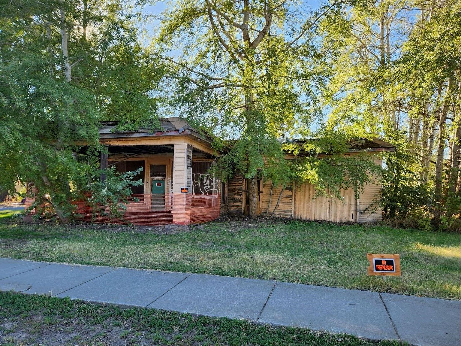 126 E Market St, Latah, WA 99018 MLS 202418844 Zillow