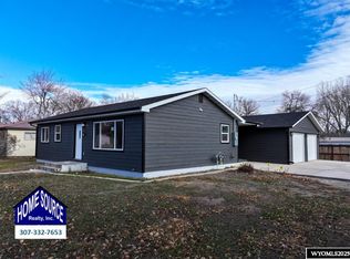 960 N 2nd St, Lander, WY 82520