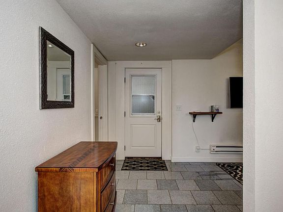 2nd image of 712 N 8th St #6