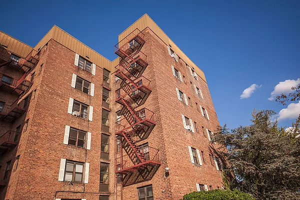 Sold by Silversons Realty LLC | media 7