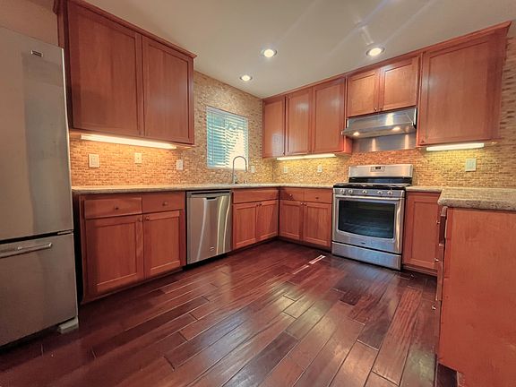 4th image of 2246 Charise St