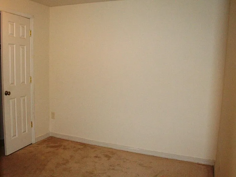 9317 Broadwater Dr — Photo 11