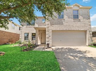 9823 Lynette Falls Dr, Houston, TX 77095