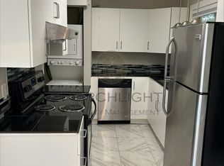 3435 Redwood Ave #6, Bellingham, WA 98225