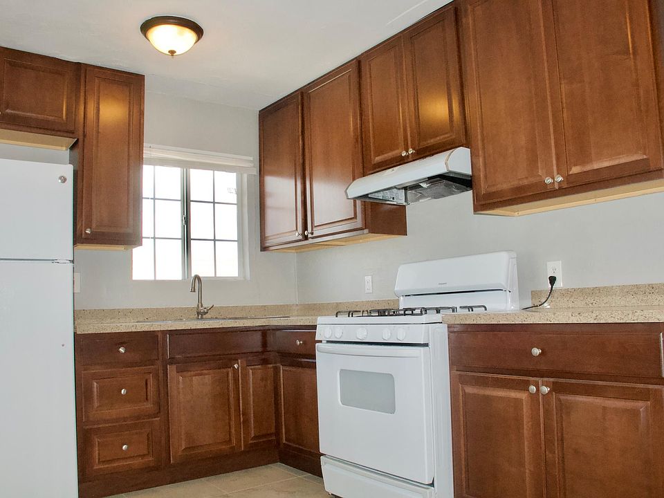 1st image of 3793 Newton Ave