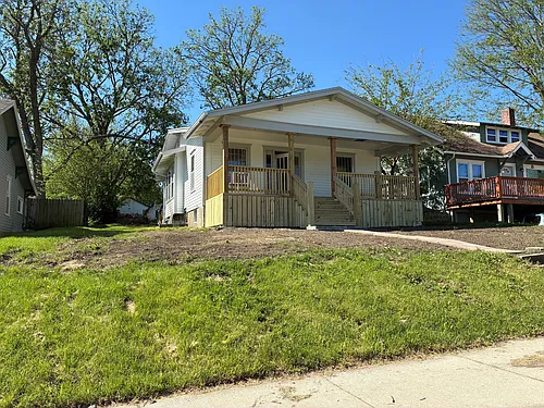 1021 Main St Photo 1