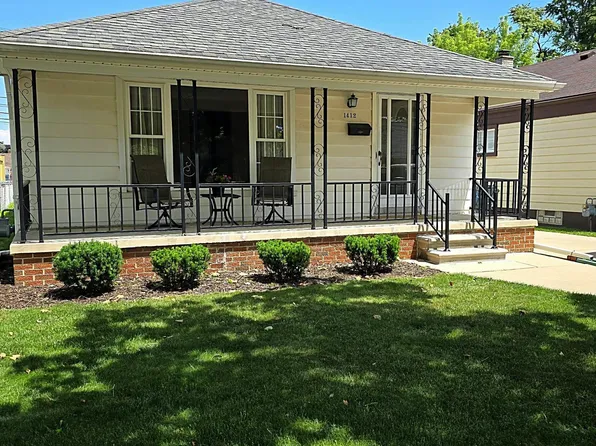 1412 Champaign Rd, Lincoln Park, MI 48146