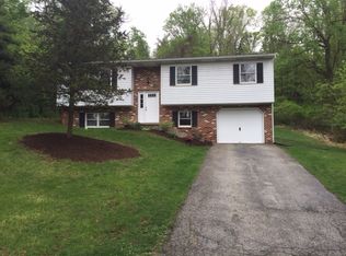 303 Hemlock Rd, New Cumberland, PA 17070