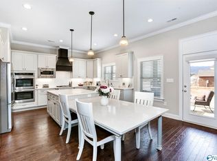 3040 Ginn Point Rd SE, Owens Cross Roads, AL 35763