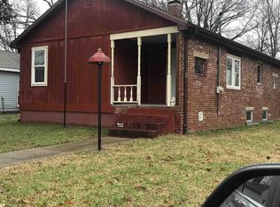 722 Land Rd, Harrisburg, IL 62946