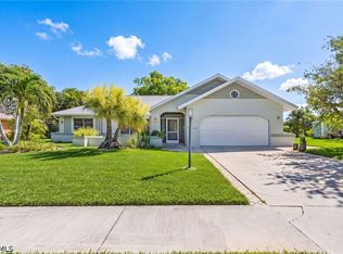 4220 Glasgow Ct, North Fort Myers, FL 33903