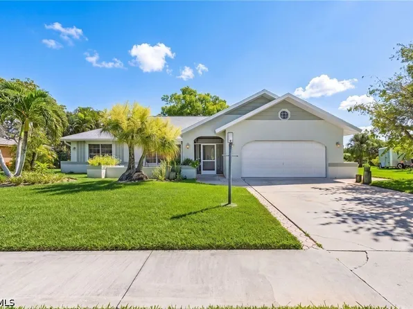 4220 Glasgow Ct, North Fort Myers, FL 33903