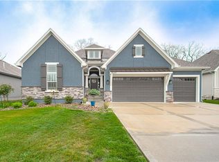 9145 Gander St, Lenexa, KS 66227