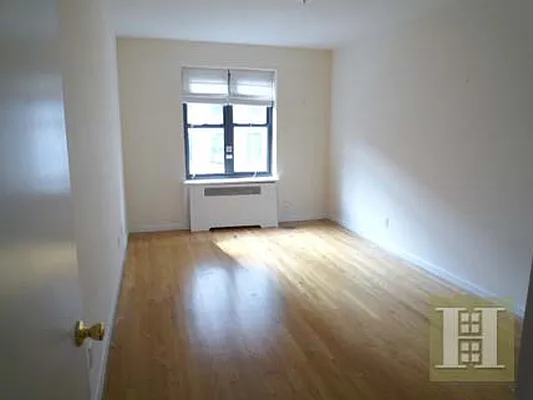 Rented by Halstead Real Estate | media 22