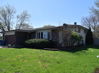 741 Leaf Ct, Bartlett, IL