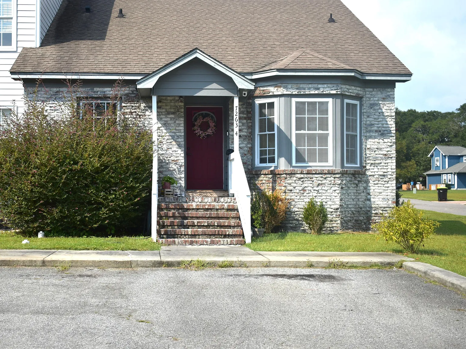 2 bed, 2.0 bath, $1,250 — Photo 1