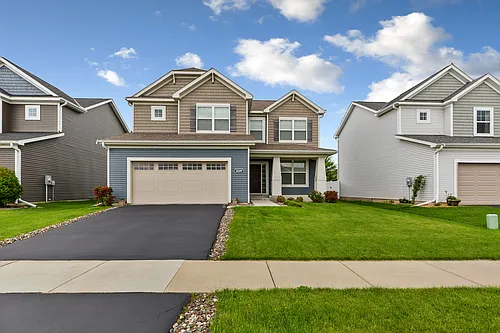 18109 Glacier Way Photo 1