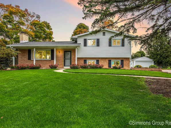 12306 Northland Dr NE, Cedar Springs, MI 49319
