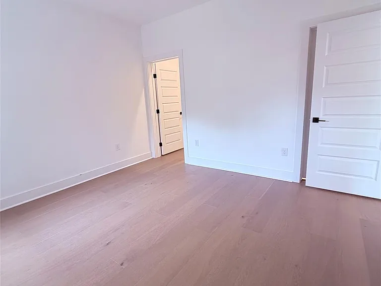 1417 Kramer Ln #19 — Photo 8