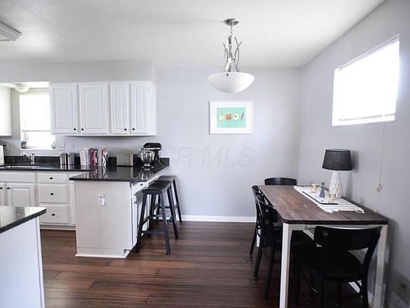 5th image of 1600 Bruck St