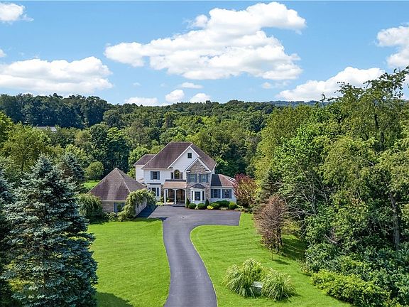 2nd image of 49695 Parkview Dr