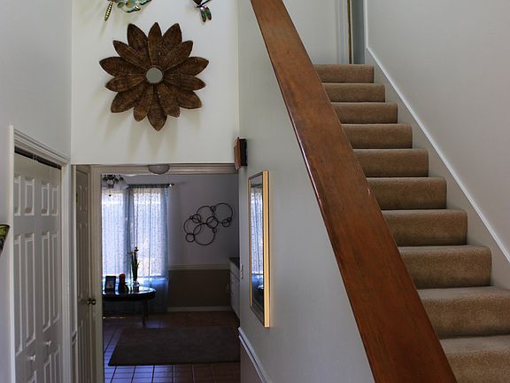 3rd image of 974 Vestavia Way