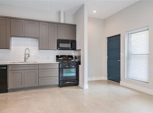 3523 Gonzales St #B200, Austin, TX 78702