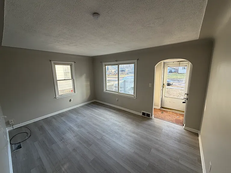 29022 John Hauk St — Photo 4