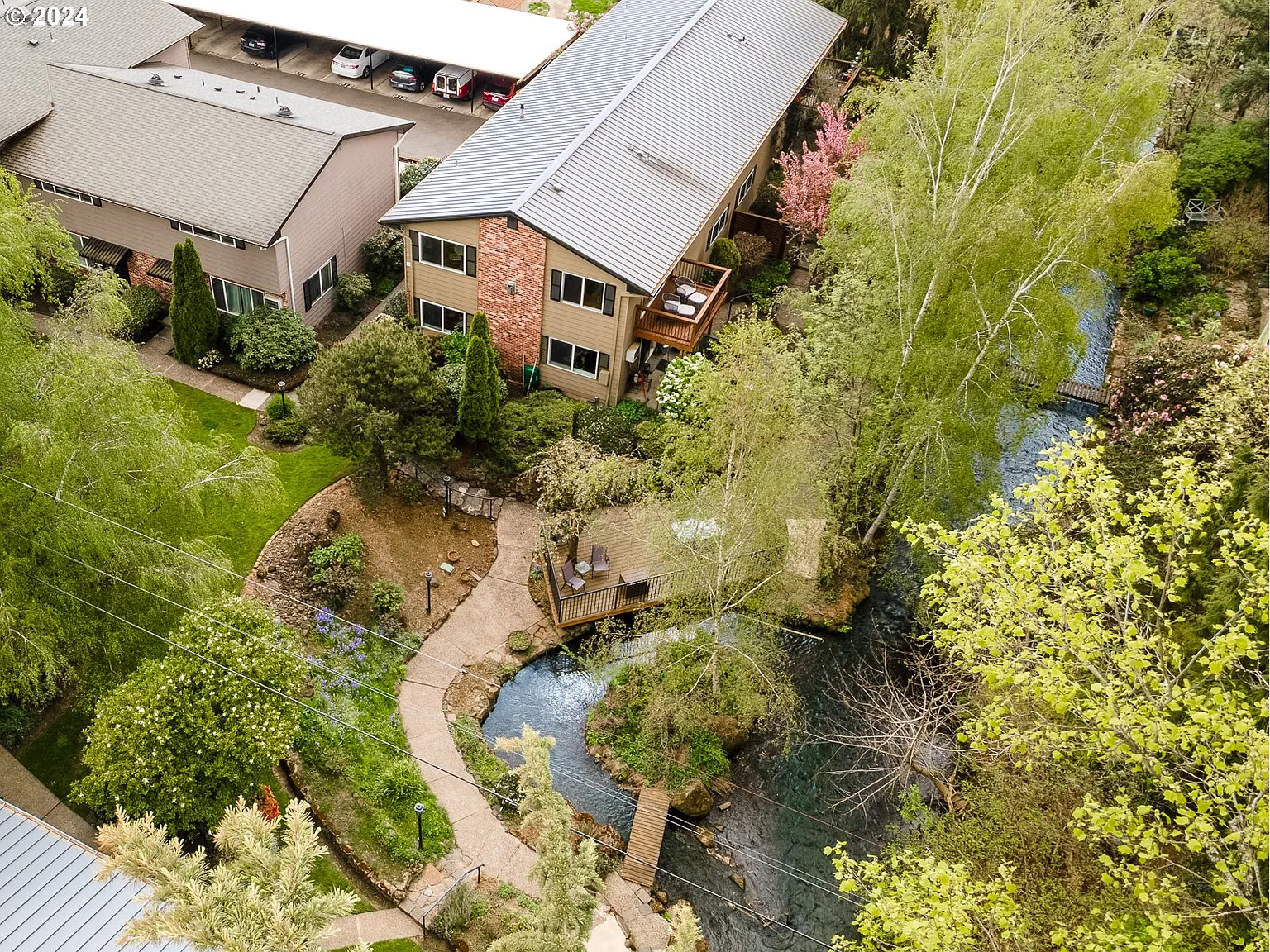 8411 SE 23rd Ave photo 1