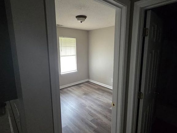 4th image of 7260 Illinois Central Ave