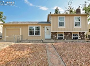 4071 London Ln, Colorado Springs, CO 80916