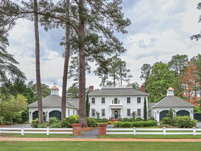 255 Cherokee Road, Pinehurst, NC, 28374