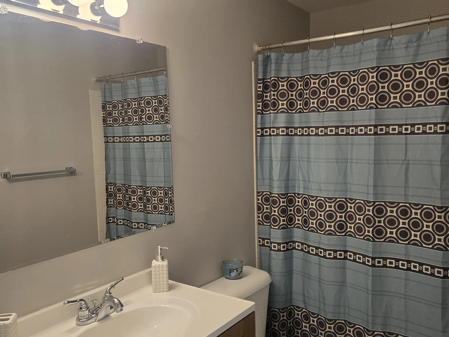 Country Way Townhomes — Photo 4