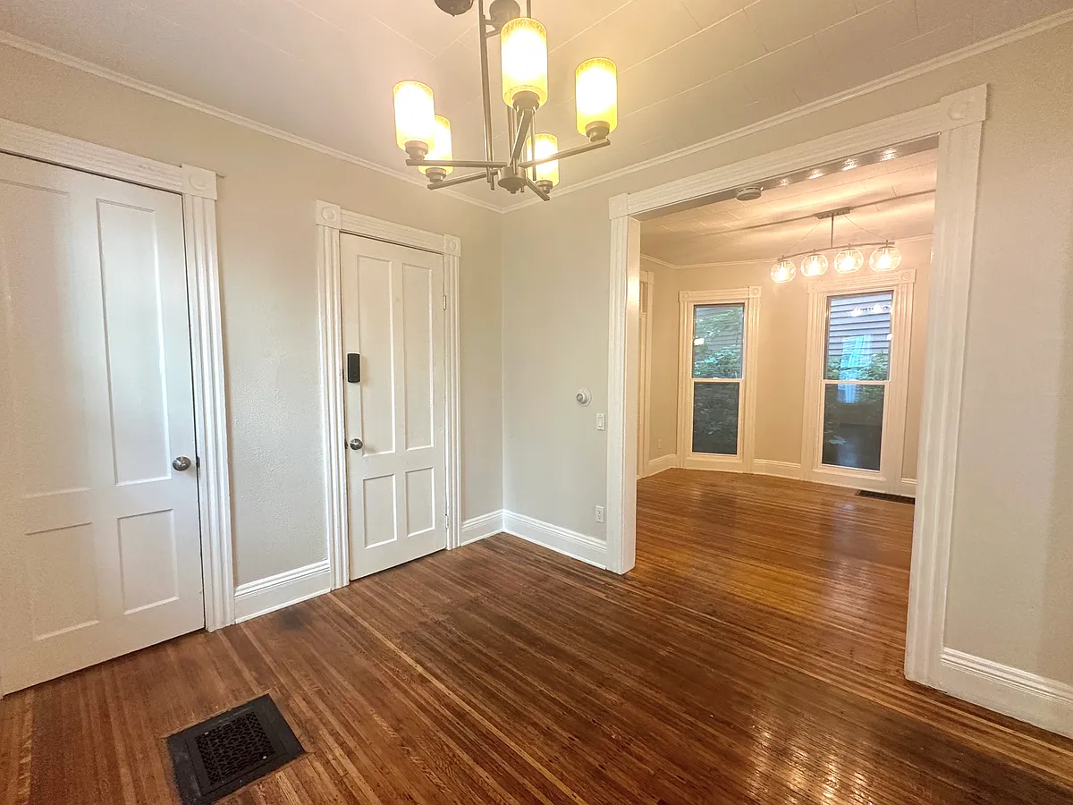 Building Photo - 278 Pearl St #1