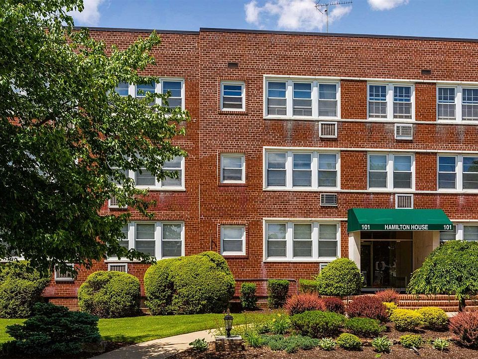 1st image of 101 2nd St APT A11