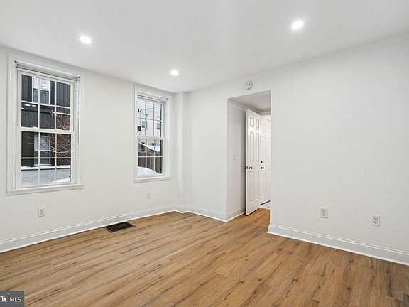 4th image of 1821 Memphis St #1