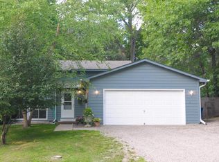 6915 225th Ave NE, Stacy, MN 55079