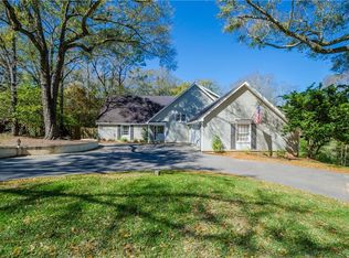 250 Suffolk Rd, Mobile, AL 36608