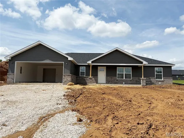 4004 Bishop Ct, Jackson, MO 63755