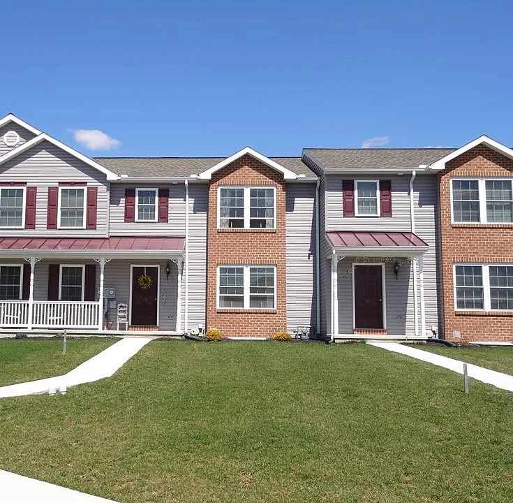 56 Gable Dr