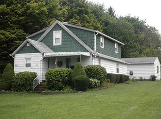 233 Crisswell Rd, Butler, PA 16002