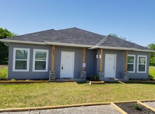 908 E 12th Ave, Corsicana, TX 75110