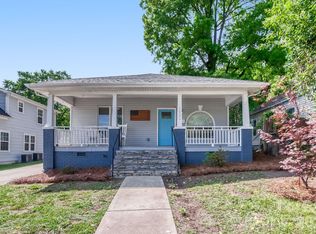1521 Hawthorne Ln, Charlotte, NC 28205