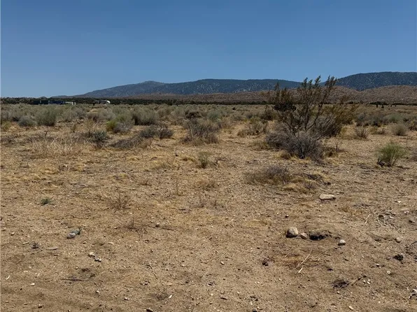 227 Vac Corner Ave Lot 37, Llano, CA 93544